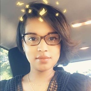 Meet your Posher, Kyna